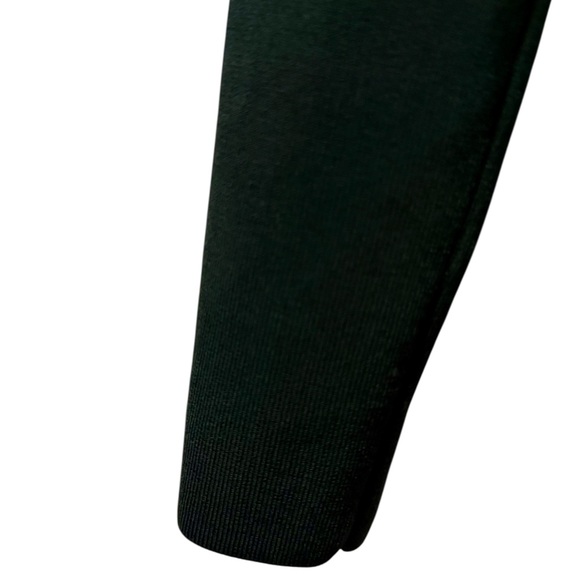 Aritzia Babaton | Sculpt Knit Trajectory Turtleneck | Scarab/Forest Green | M - Picture 11 of 13